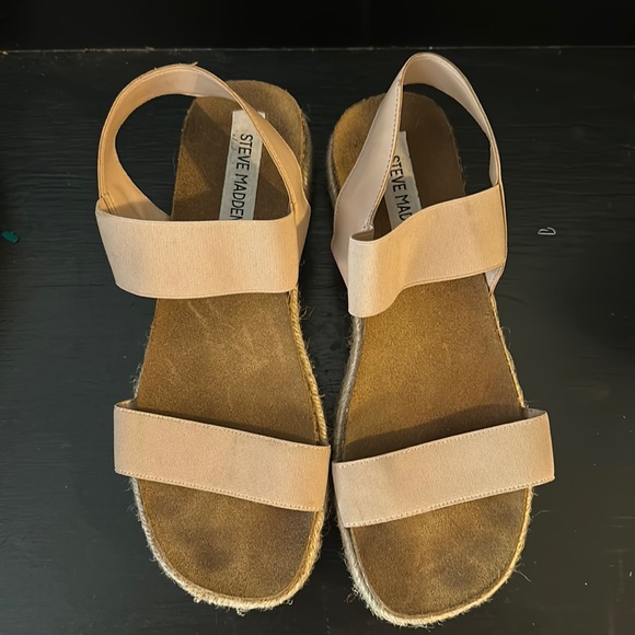 Women’s Steve Madden sandals size 8 - Picture 1 of 2